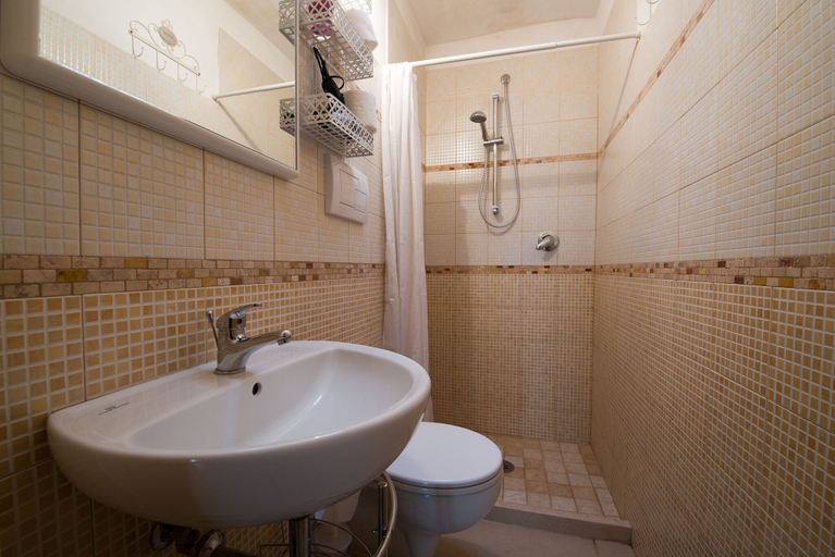 Bathroom, Biancanicchia, Brindisi