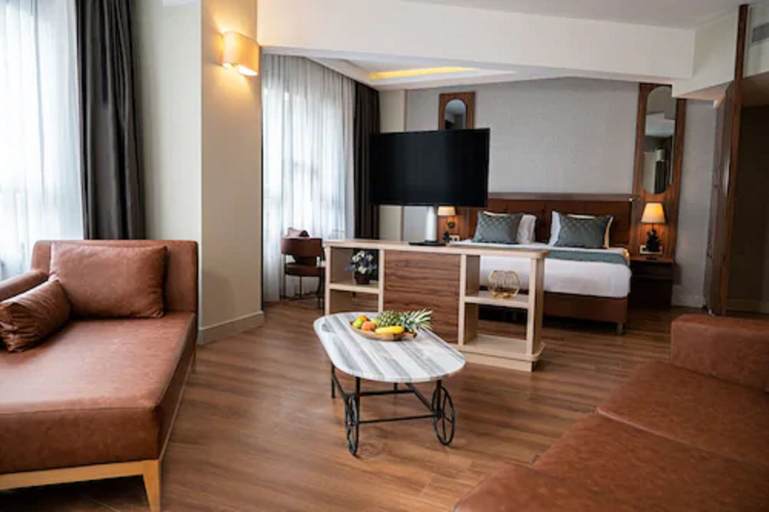 Others 4, Grand Sirkeci Hotel, Fatih
