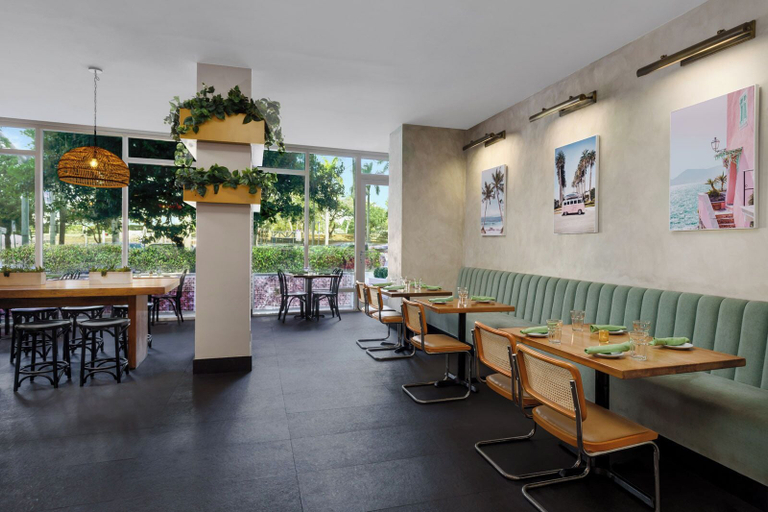 Food & Drinks 5, YVE Hotel Miami, Miami-Dade