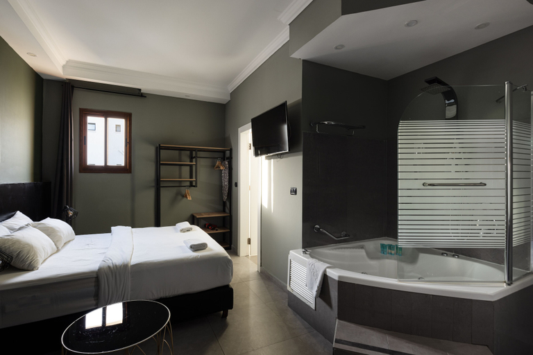 Bedroom 3, Residence Suites Hotel