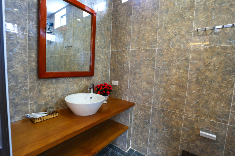 Bathroom 4, An Bang Beach Dolphin Homestay Hoi An, Da Nang