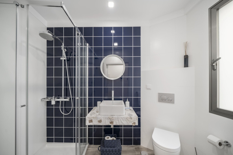 Bathroom 3, Drapes Design Apartments III by An Island Apart, Funchal