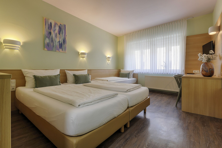 Bedroom 3, homie hotel kunterbunt, Würzburg