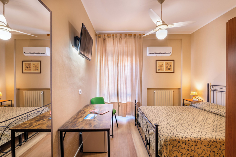 Bedroom 4, Hotel Trasimeno, Perugia