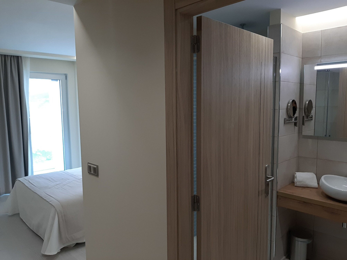 Bathroom 3, Hotel O Nautico, A Coruña