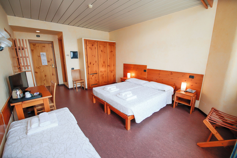 Bedroom 3, Pràcatinat Hotel & Restaurant, Torino