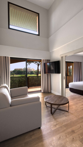 Bedroom 3, DoubleTree by Hilton Islantilla Beach Golf Resort, Huelva