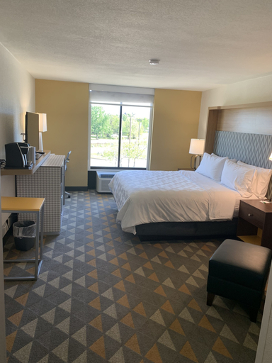 Bedroom 5, Holiday Inn BATON ROUGE-SOUTH by IHG, East Baton Rouge