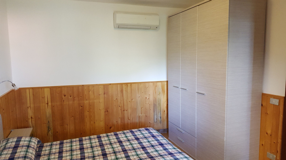 Bedroom 3, Agri Rebua, Livorno