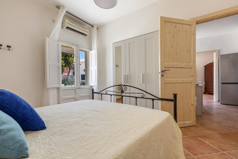 Room 5, 2486 Appartamento Arcobaleno by Barbarhouse, Lecce