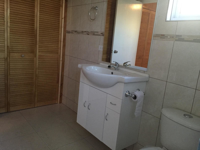 Bathroom 3, Fitz Aruba 2 Bedroom Home