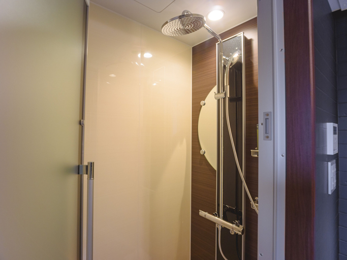 Bathroom 4, GRAND BASE Hakata Bay, Fukuoka