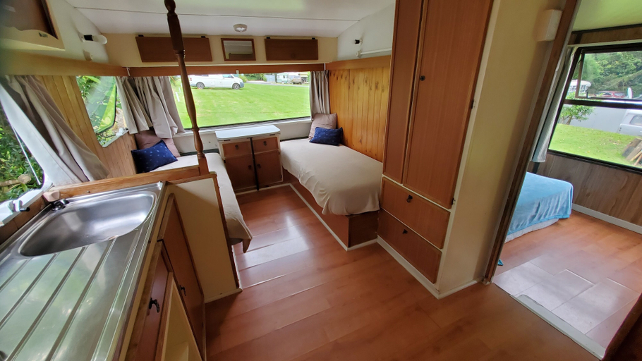 Bedroom 4, Dickson Holiday Park, Thames-Coromandel