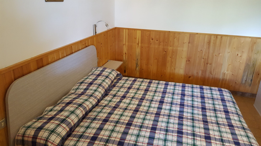 Bedroom 4, Agri Rebua, Livorno