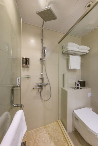Bathroom 5, Starr Hotel Apartment, Shanghai