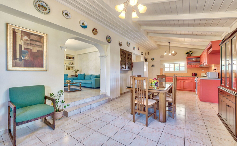 Others 5, Ina Apartment, Ionian Islands