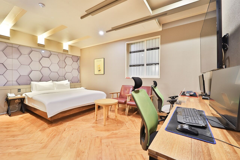 Bedroom 2, Ulsan Palace, Jung