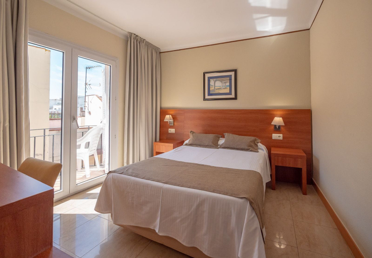 Bedroom 4, Hotel Gallet, Girona