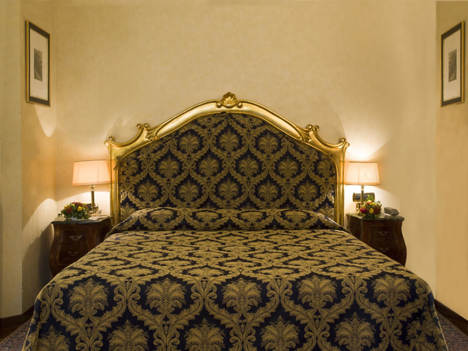Bedroom 3, Grand Hotel Vittoria, Pesaro E Urbino