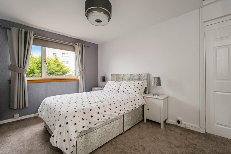 Bedroom 3, Centrally Situated 1 Bedroom House in Cumbernauld, North Lanarkshire