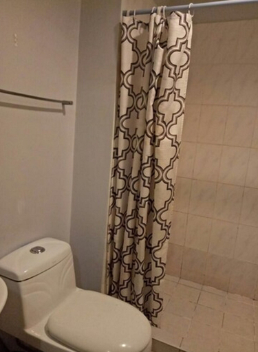 Bathroom 3, Dragonlink Suites, Makati City