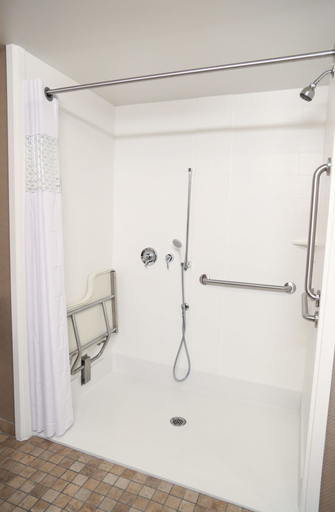 Bathroom 4, Hampton Inn Lewiston-Auburn, Androscoggin