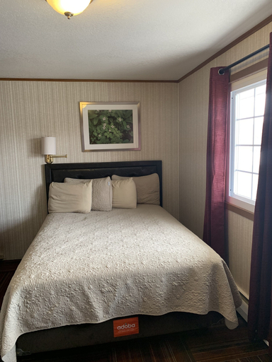 Bedroom 3, Adoba Hotel Naubinway, Mackinac