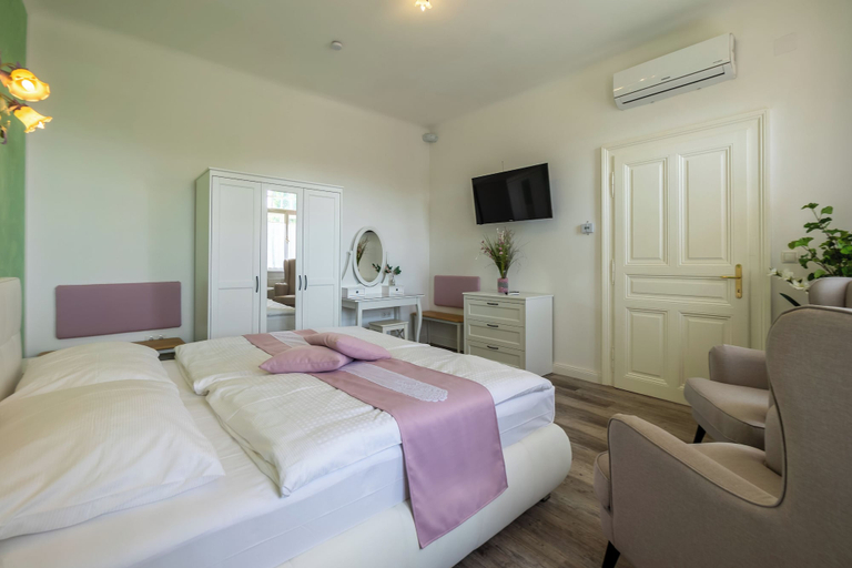 Bedroom 2, Albizia-Apartments, Baden