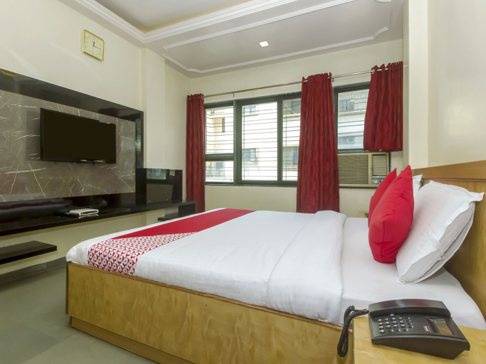 Bedroom 3, Hotel New Uttam Hira Palace, Nashik