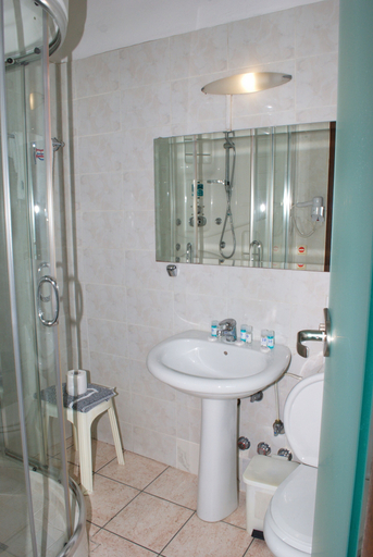 Bathroom 3, Hotel Diethnes, Attica