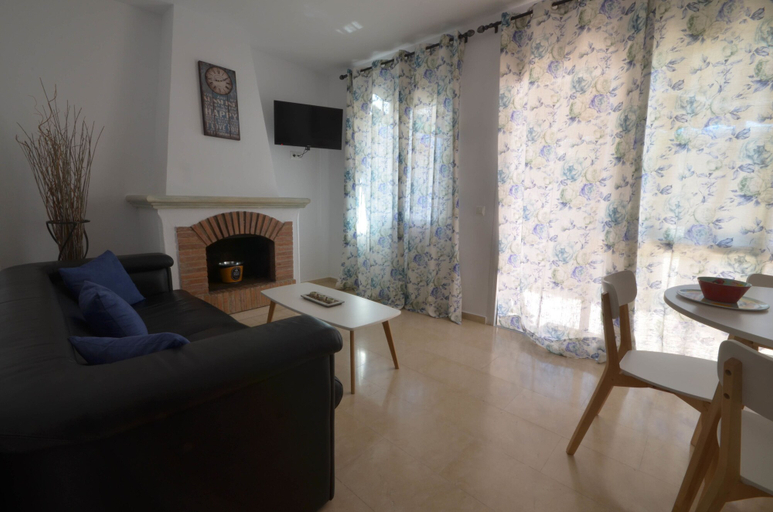 Others 5, Bungalow Diego, Málaga