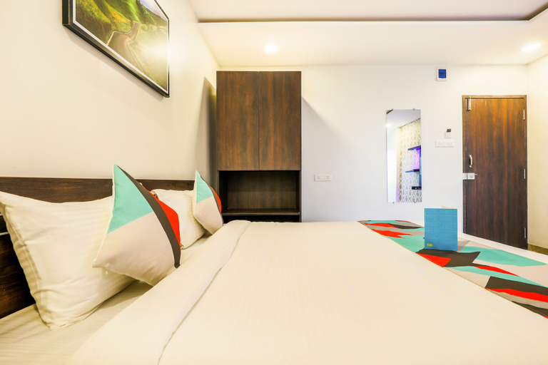 Bedroom 2, FabExpress Classic Residency, Pune