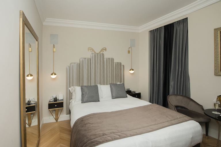 Bedroom 4, Torre Argentina Relais, Rome