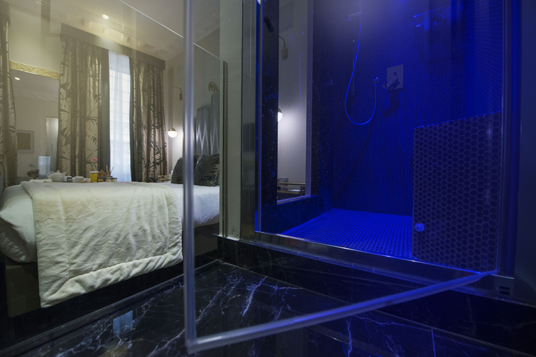 Bedroom 5, Torre Argentina Relais, Rome