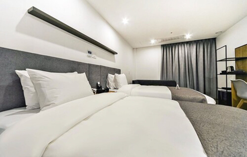 Bedroom 2, Noble Stay, Buk