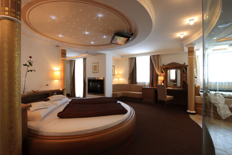 Bedroom 3, Dolce Avita Hotel Spa & Resort, Trento