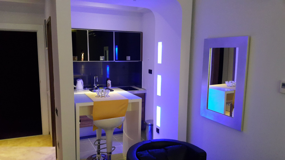 Bathroom 4, Apartments M Palace