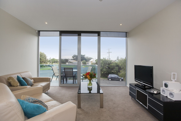 Others 5, 7 Bell Street Apartments, Surf Coast - East