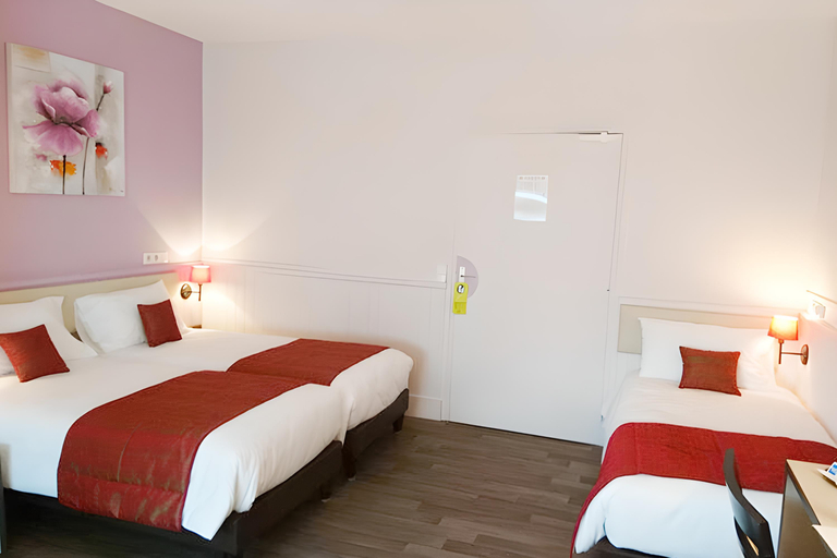 Bedroom 5, Logis Hotel Le 120, Vendée
