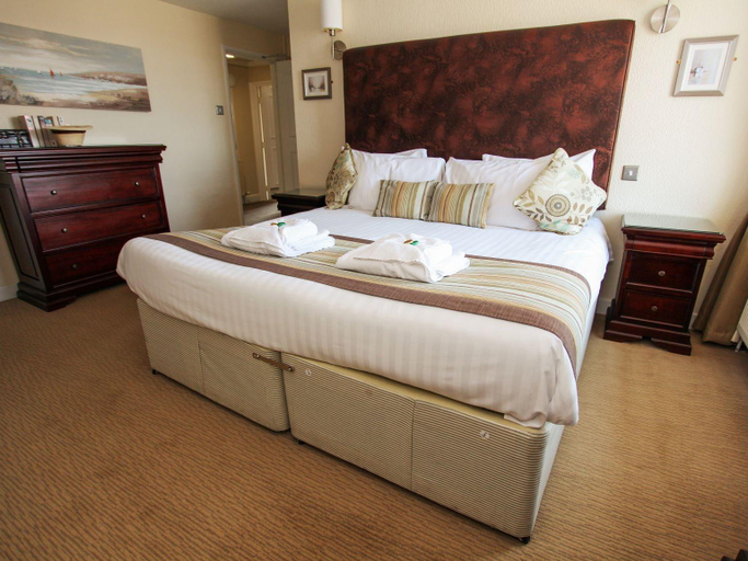Bedroom 2, The George, Dorset