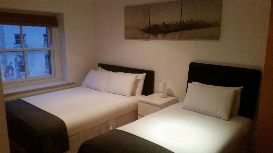 Bedroom 2, MetroStays - Stephen's Green 7-3, Dublin