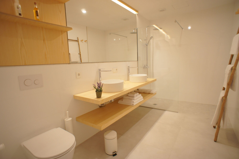 Bathroom 5, Ca Na Nina, Baleares