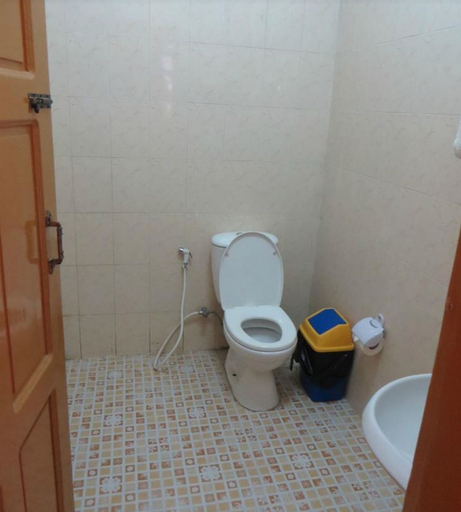 Bathroom 4, Inle Star Hotel, Taunggye