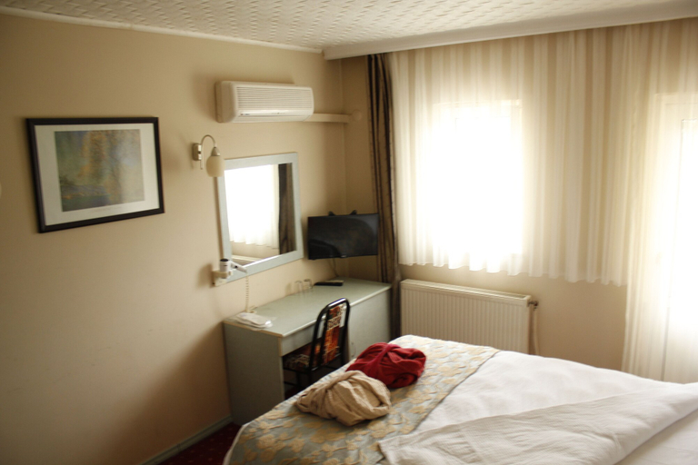 Bedroom 3, Samdan Thermal Hotel, Akköy