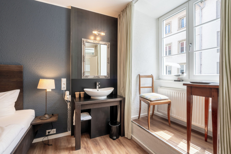 Bedroom 3, Hotel am Fischmarkt, Konstanz