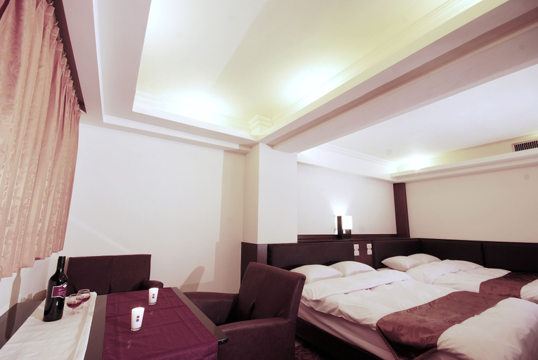 Bedroom 4, The Enterpriser Hotel, Taichung