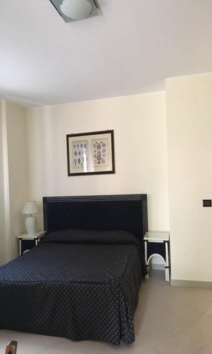 Bedroom 4, Residence Baia dei Delfini, Messina