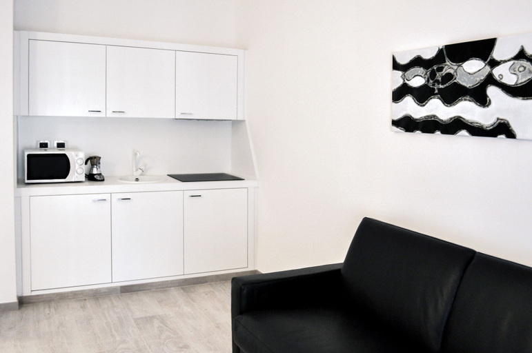 Others 5, LHP Suite Termini, Rome