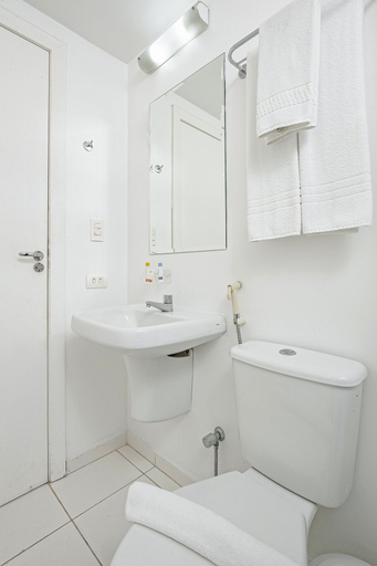 Bathroom 4, Camboriú Express, Balneário Arroio do Silva