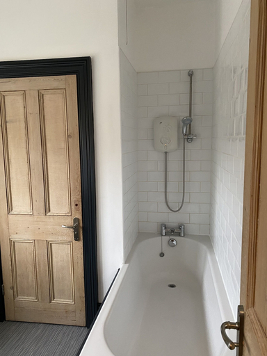 Bathroom 3, Brinkburn Serviced Apartments, Darlington